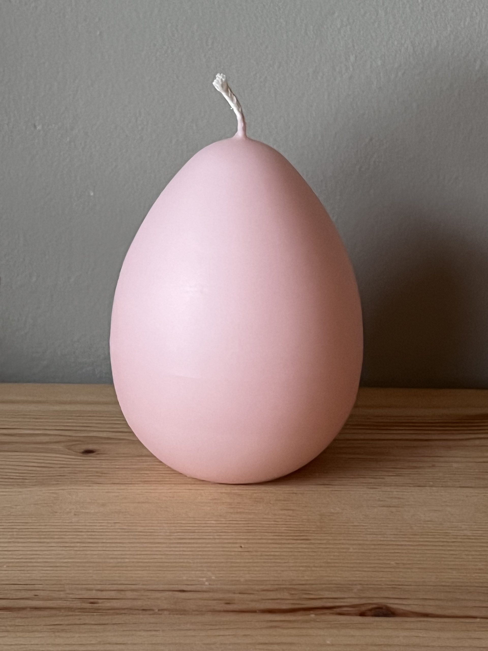 Äggljus enfärgat i olika färger