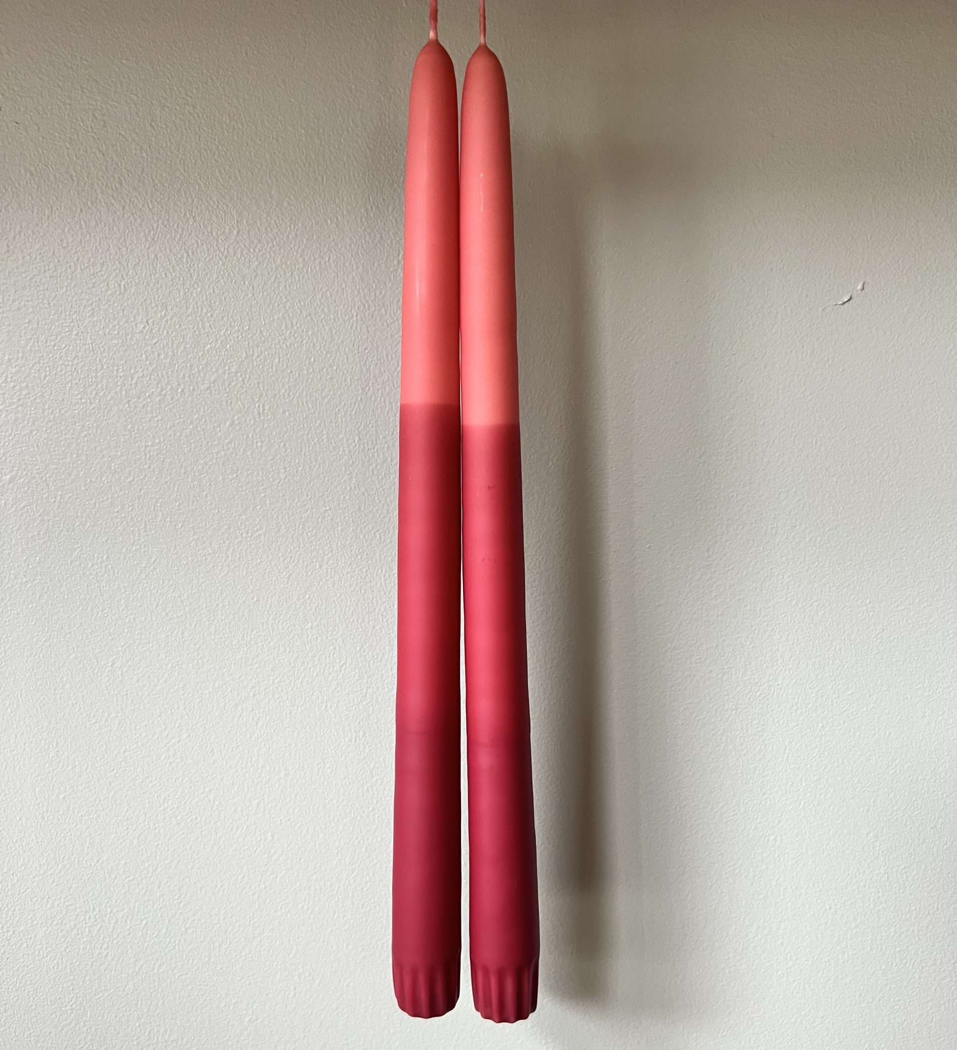 Flerfärgade antikljus rosa burgundy